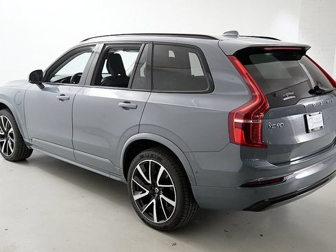 Certified 2023 Volvo XC90 T8 Ultimate w/ Protection Package Premier AWD/4WD image 7