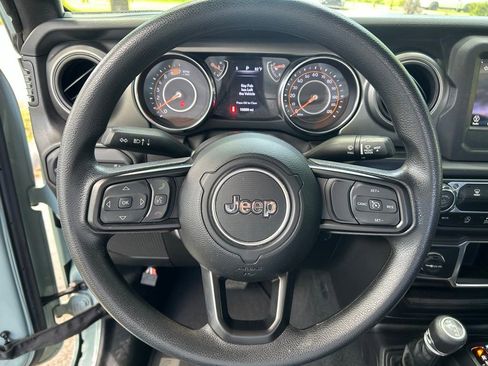 Certified 2023 Jeep Wrangler Sport AWD/4WD image 12