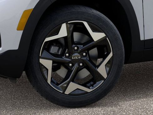New 2026 Kia Seltos S image 9