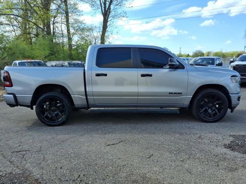 Used 2024 RAM 1500 Laramie AWD/4WD image 6