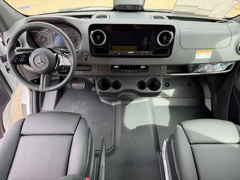 New 2026 Mercedes-Benz Sprinter 2500 image 20