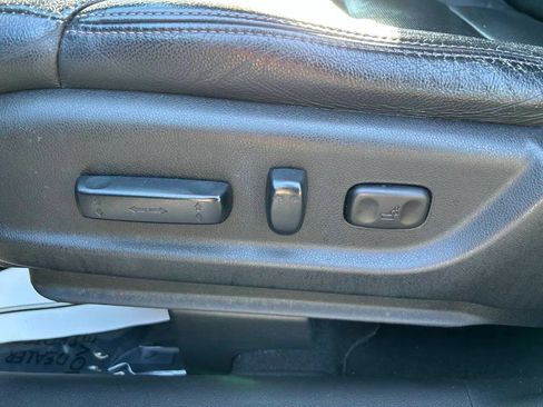 Used 2016 Honda CR-V Touring image 19