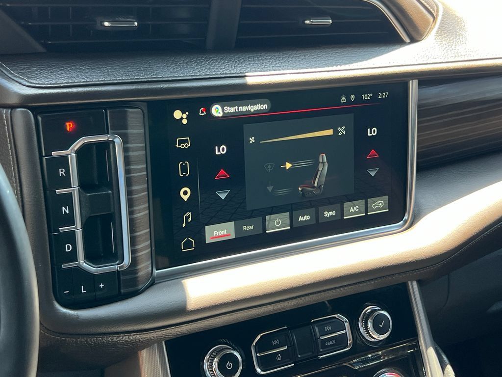 Used 2024 GMC Yukon Denali AWD/4WD image 42
