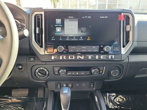 New 2026 Nissan Frontier SV w/ SV Convenience Package AWD/4WD image 9