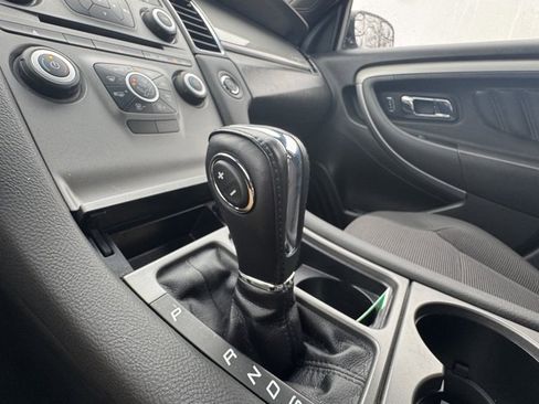 Used 2018 Ford Taurus SEL image 20