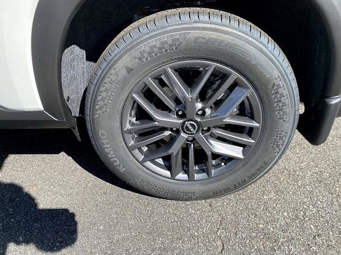 New 2026 Nissan Rogue S image 8