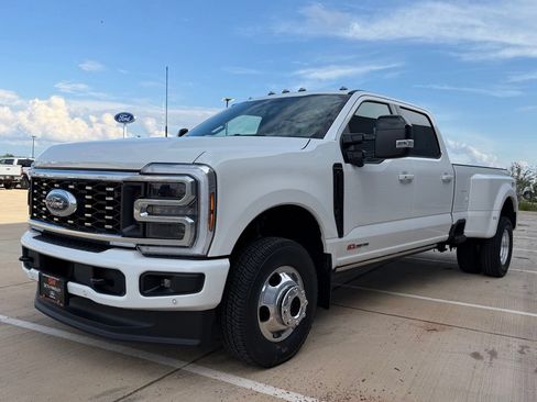 New 2026 Ford F350 Platinum AWD/4WD image 6