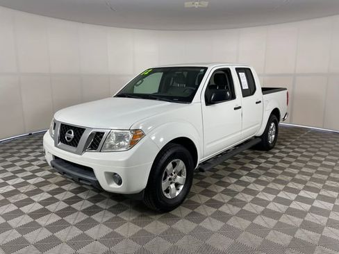 Used 2012 Nissan Frontier SV RWD image 1