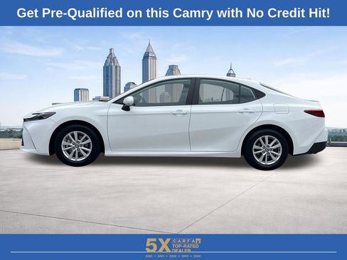 Used 2025 Toyota Camry LE FWD image 19
