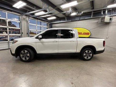 Used 2017 Honda Ridgeline RTL-T image 2