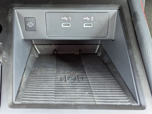 New 2026 Nissan Kicks SR image 26