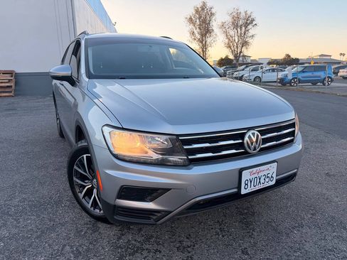 Used 2021 Volkswagen Tiguan S FWD image 4