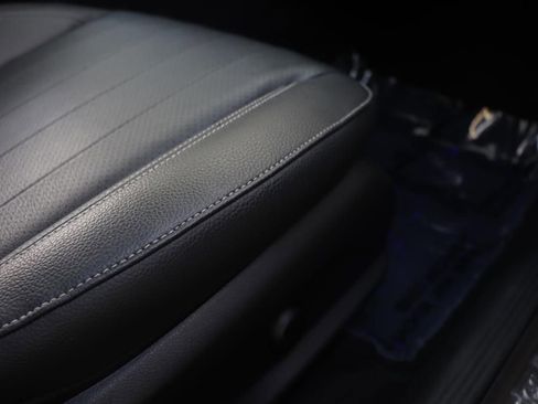 Used 2021 Mercedes-Benz E 350 4MATIC Sedan w/ Premium Package image 31