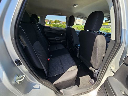 Used 2024 Mitsubishi Outlander Sport ES AWD/4WD image 28