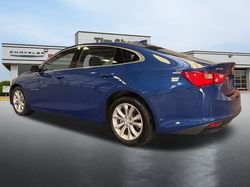 Used 2023 Chevrolet Malibu LT image 3