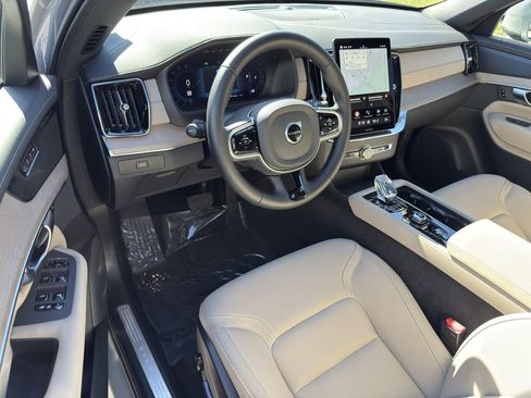 New 2026 Volvo XC90 B6 Ultra image 14