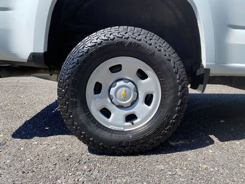 Used 2020 Chevrolet Colorado W/T w/ WT Convenience Package image 29