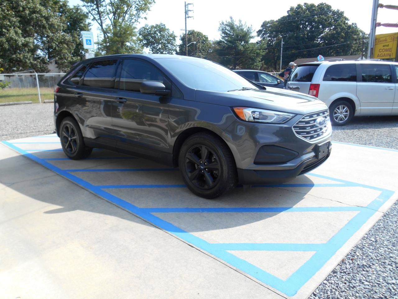 Used 2019 Ford Edge SE AWD/4WD image 15