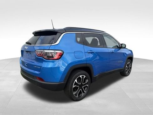 Used 2023 Jeep Compass Limited AWD/4WD image 17