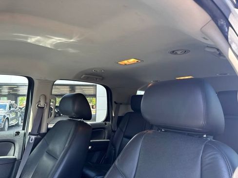 Used 2013 Chevrolet Tahoe LTZ AWD/4WD image 8