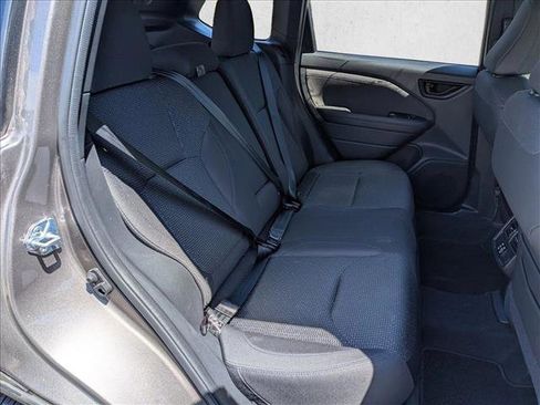 Certified 2025 Subaru Forester Premium AWD/4WD image 19
