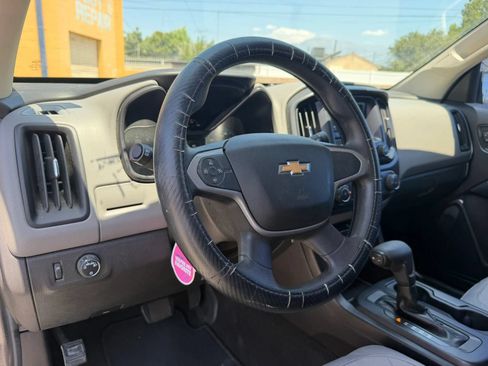 Used 2016 Chevrolet Colorado W/T w/ WT Convenience Package RWD image 11