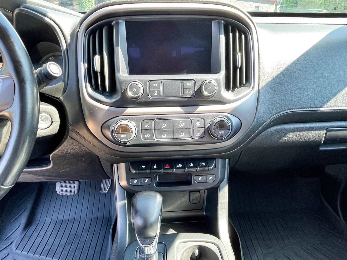 Used 2022 GMC Canyon AT4 AWD/4WD image 13