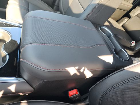 Used 2026 Chevrolet Suburban RST w/ Comfort Package image 37