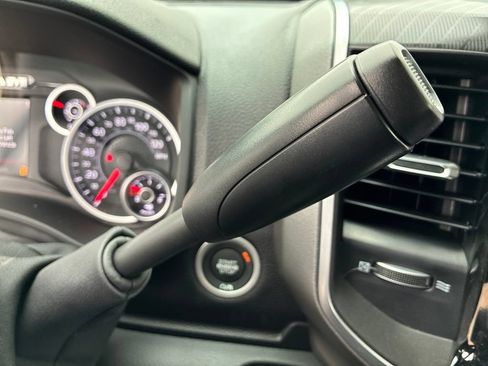 New 2026 RAM 2500 Big Horn AWD/4WD image 24