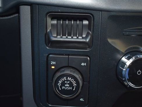 New 2026 Ford F150 XLT w/ Equipment Group 302A MID image 31