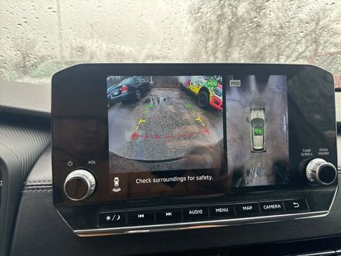 Used 2022 Mitsubishi Outlander SEL image 9