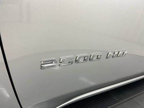 Used 2023 Chevrolet Silverado 2500 Custom w/ Custom Convenience Package AWD/4WD image 25