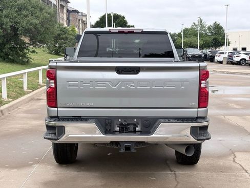 Used 2025 Chevrolet Silverado 3500 LT w/ Safety Package AWD/4WD image 5