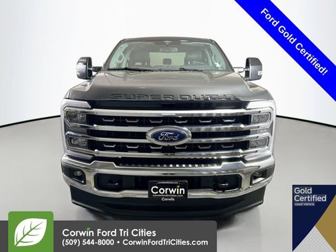 Used 2025 Ford F350 Lariat w/ Camper Package AWD/4WD image 4