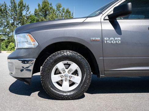 Used 2015 RAM 1500 Tradesman w/ Popular Equipment Group AWD/4WD image 4
