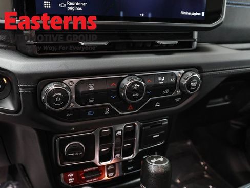 Used 2024 Jeep Wrangler Unlimited Rubicon 4xe image 20