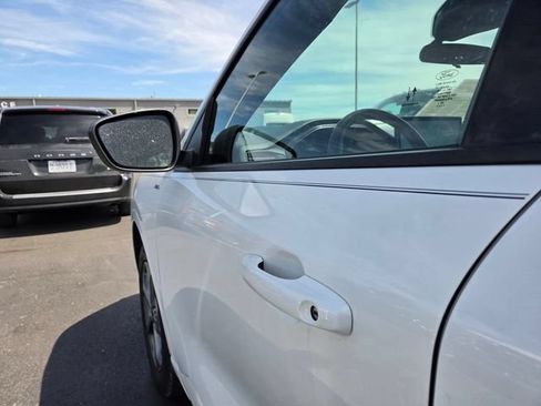 Used 2024 Ford Escape ST-Line w/ Tech Pack #1 AWD/4WD image 41