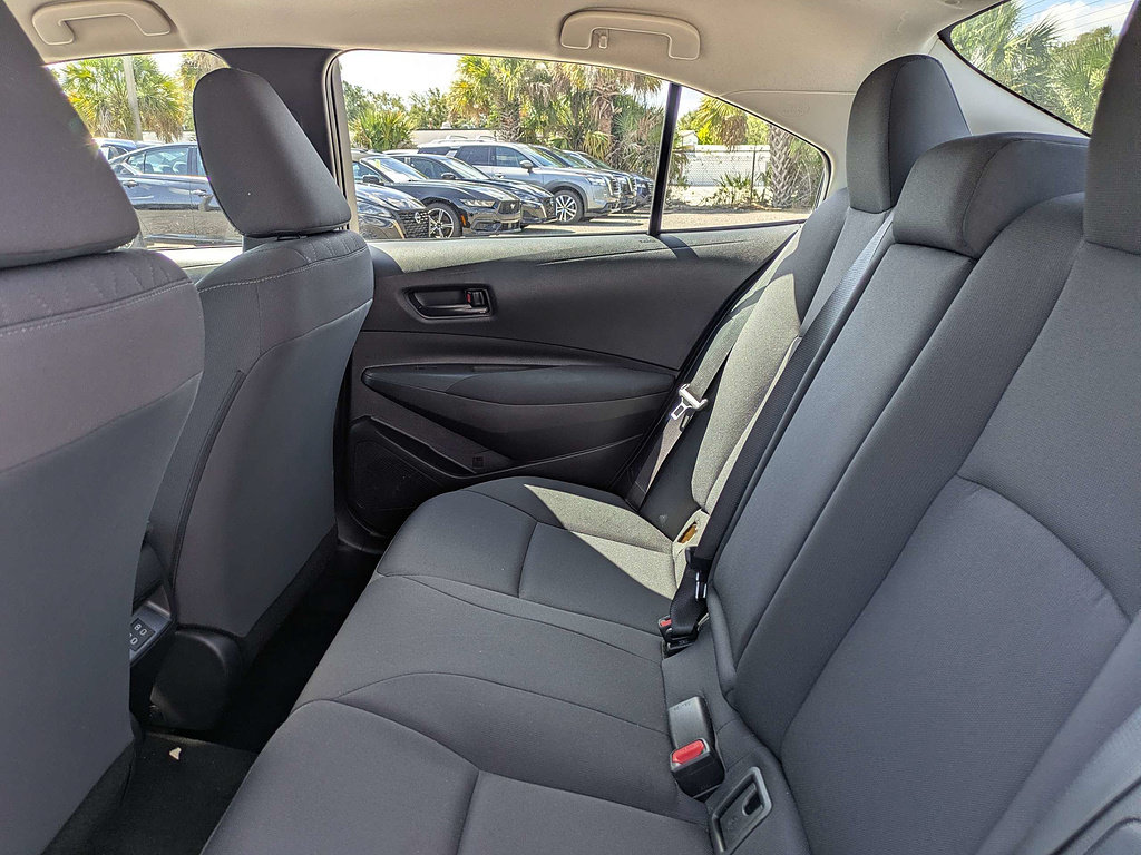 Used 2024 Toyota Corolla LE FWD image 12