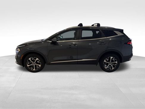 Used 2023 Kia Sportage EX image 2