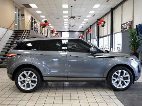 Used 2020 Land Rover Range Rover Evoque SE image 19
