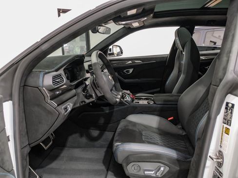 Used 2024 Lamborghini Urus Performante image 8