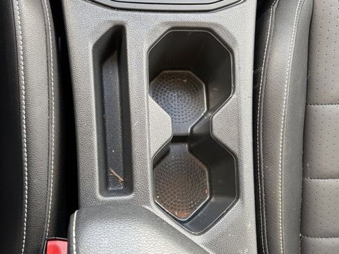 Used 2024 Volkswagen Jetta SE w/ Black Wheel Package image 25