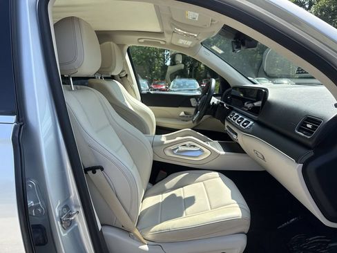 Used 2021 Mercedes-Benz GLE 350 4MATIC image 26