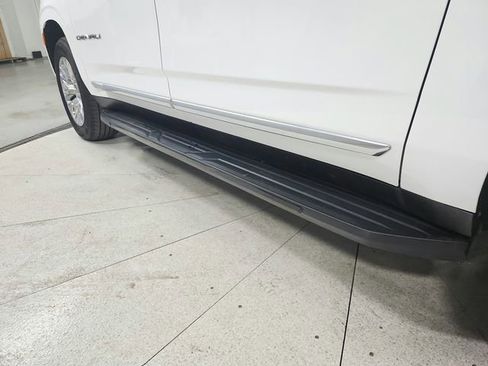 Used 2024 GMC Yukon XL Denali image 49