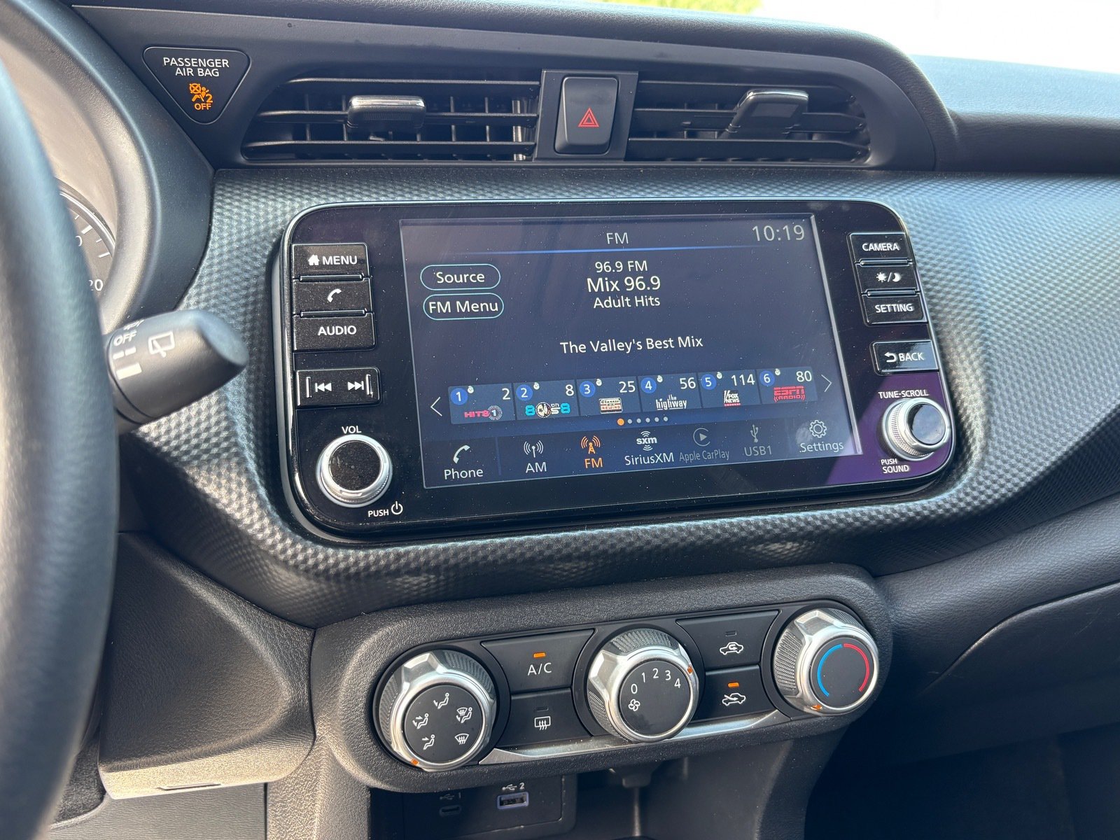 Used 2024 Nissan Kicks SV FWD image 14