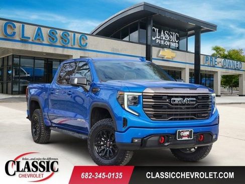 Used 2022 GMC Sierra 1500 AT4X image 1