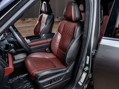 Used 2025 INFINITI QX80 Autograph image 25