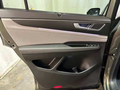 New 2026 Volkswagen Atlas Peak Edition AWD/4WD image 21