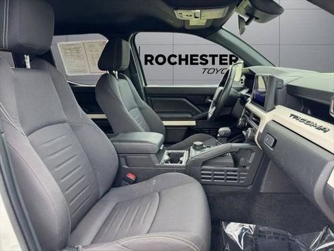 Certified 2024 Toyota Tacoma TRD Off-Road AWD/4WD image 77