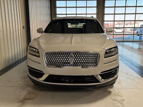 Used 2020 Lincoln Nautilus FWD w/ Equipment Group 101A image 4